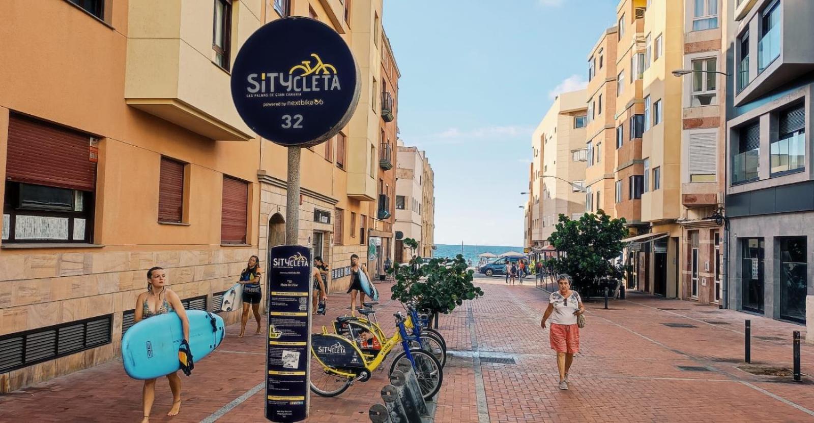 Acogedora vivienda con parking en la Playa de Las Canteras