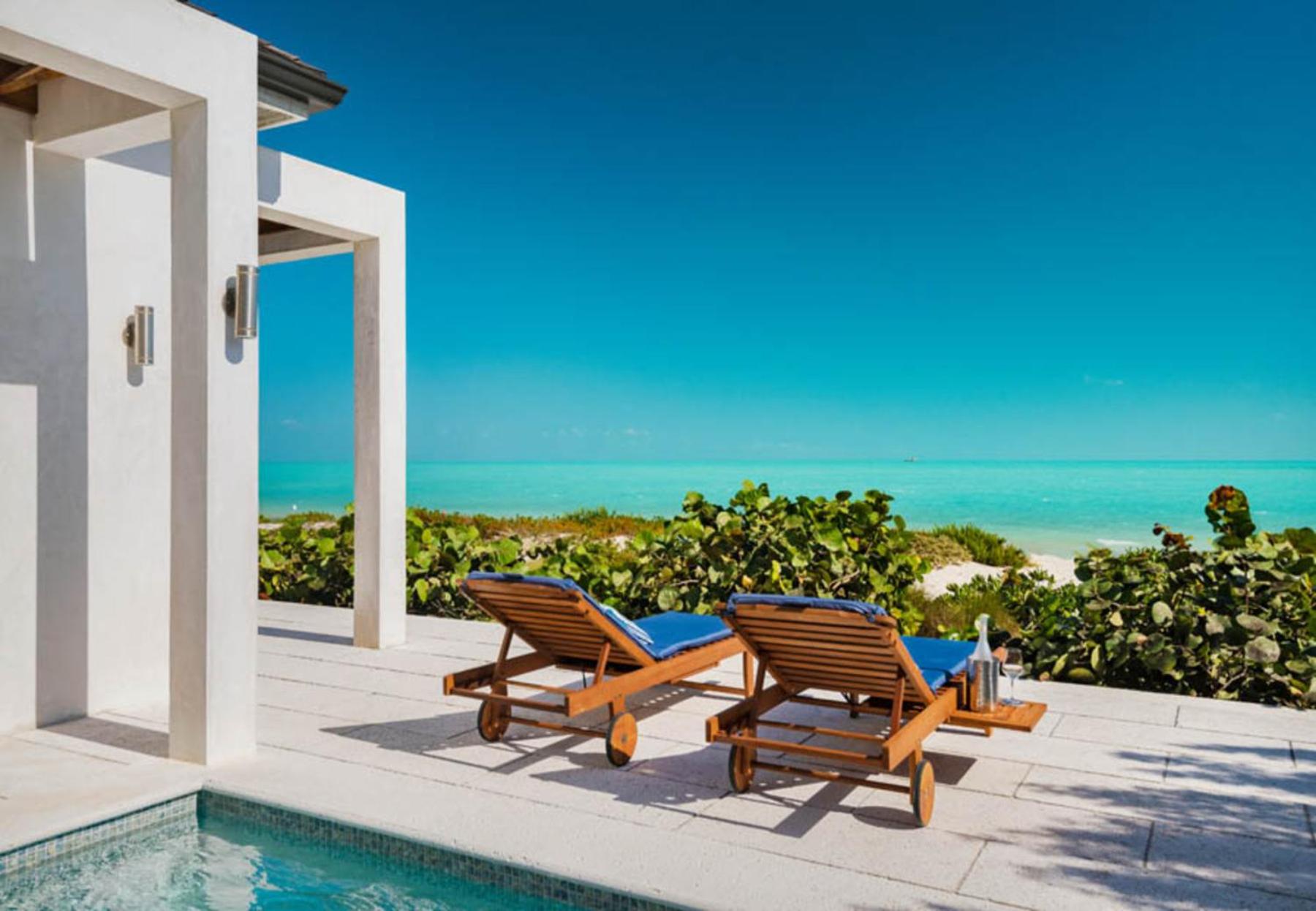 Brise De Mer 2 BR Villa - Beachfront view 4