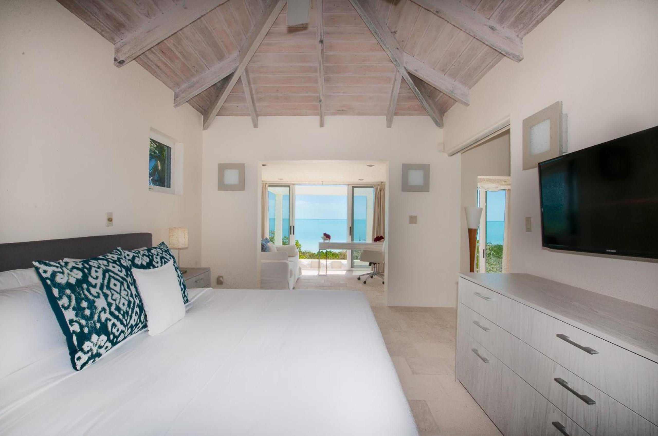 Aqua Del Rose 1 BR Cottage - Beachfront view 5