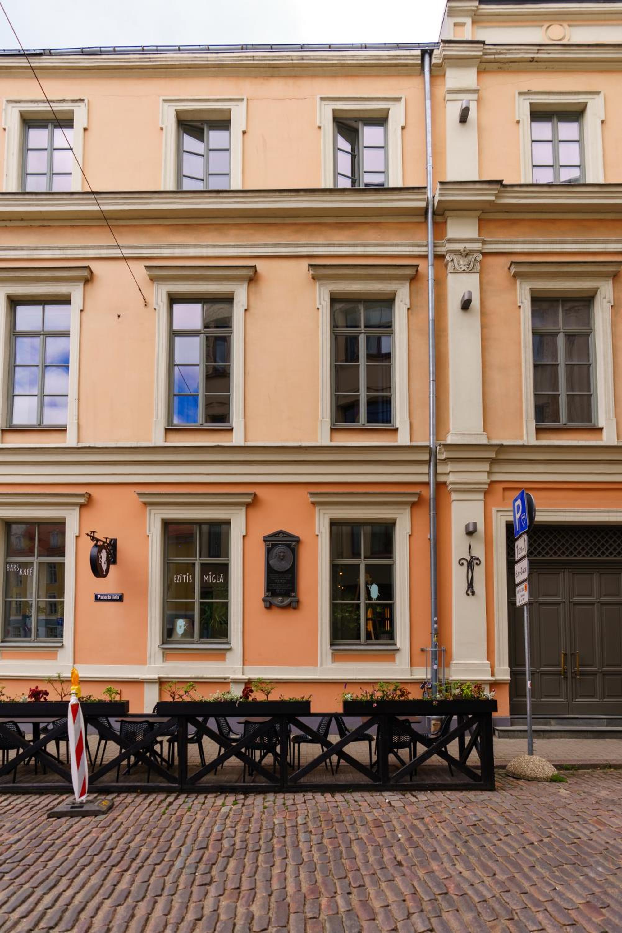 Classic Old Town apartment view 4