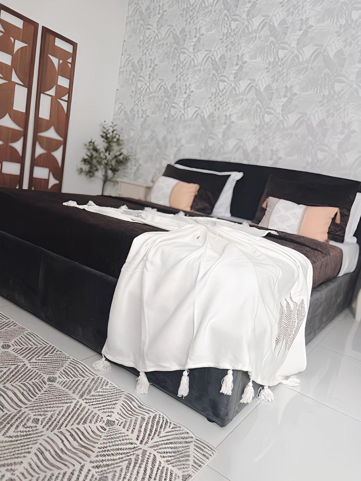 Le cocon Beige view 3