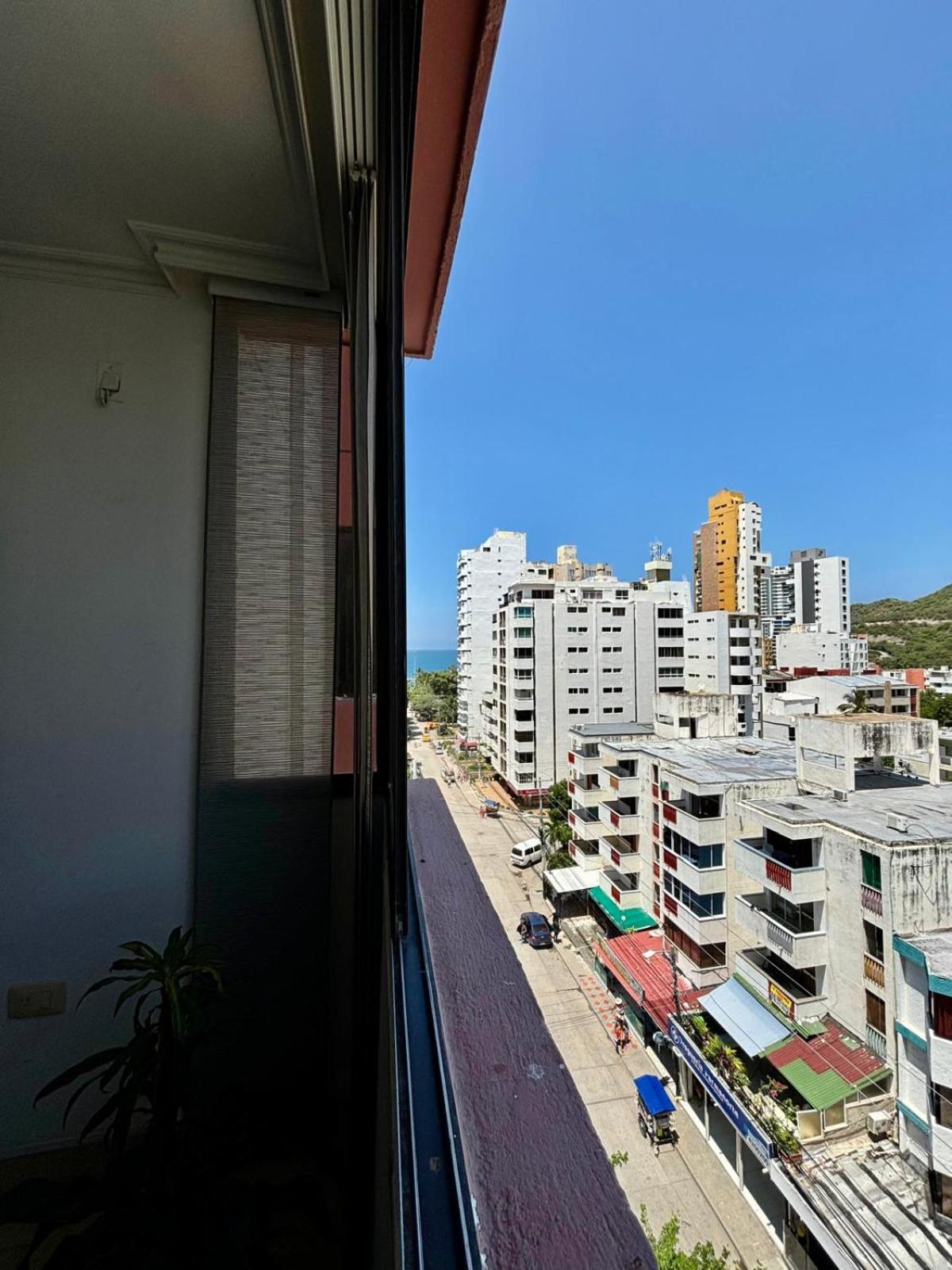ApartaLeo