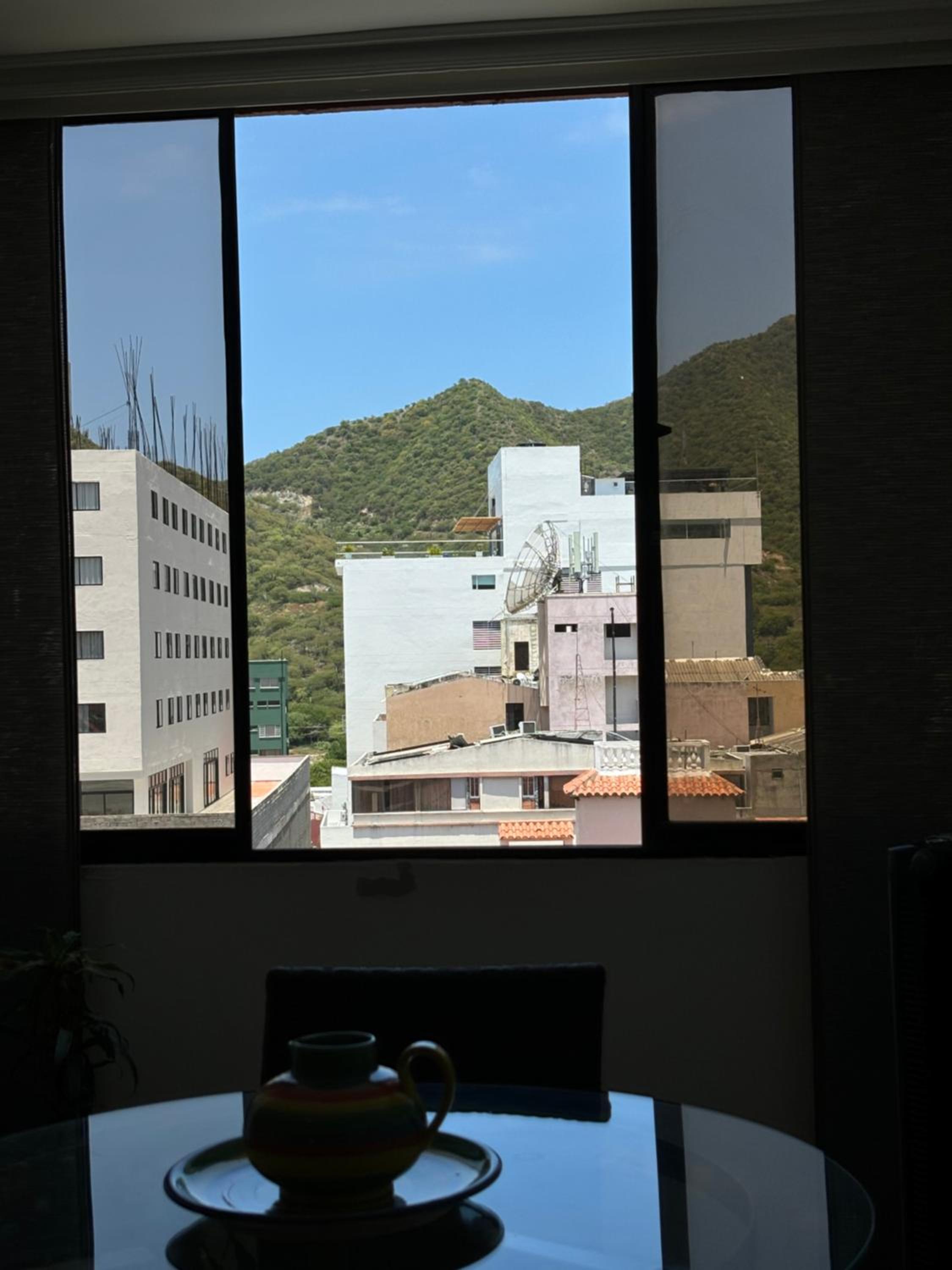 ApartaLeo