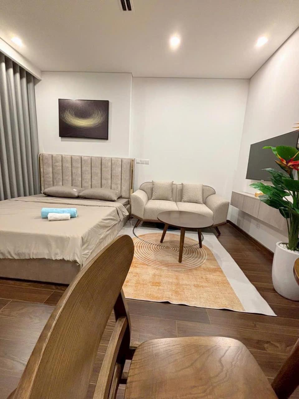 Tesla Homestay