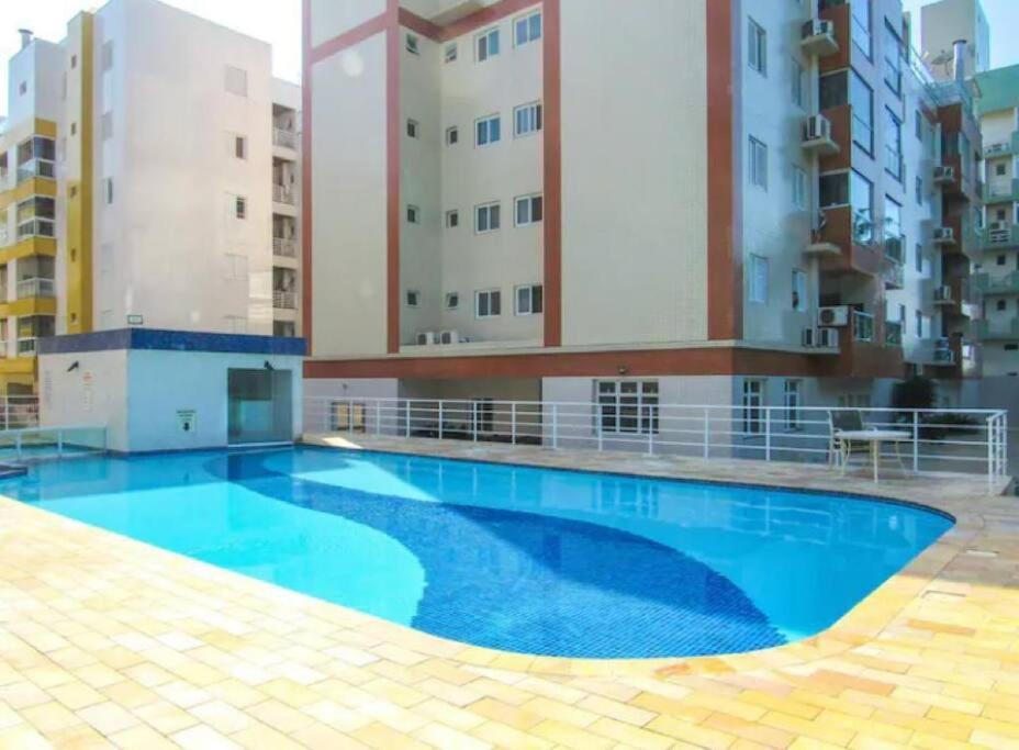 Apartamento confortável praia grande Ubatuba