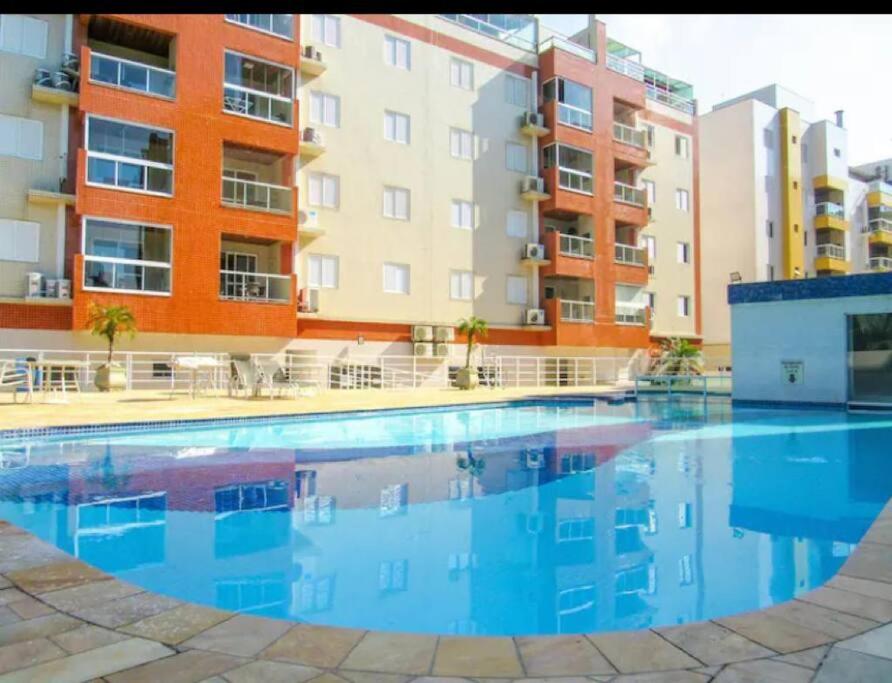Apartamento confortável praia grande Ubatuba