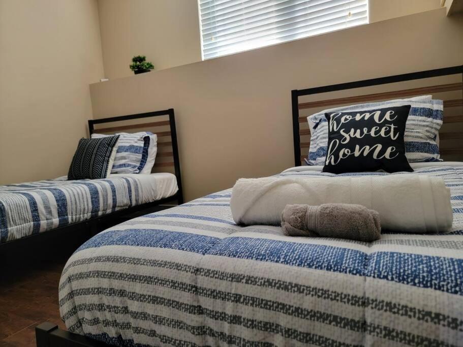 Cozy basement in the city