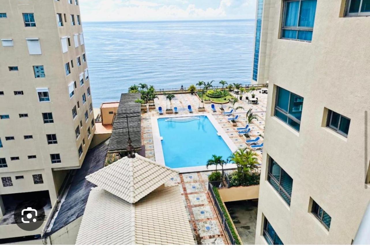 Spectacular Condominium between the city and the sea