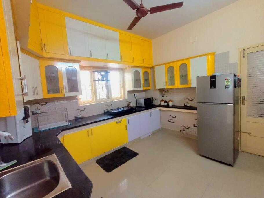 Cozy home Cochin view 2