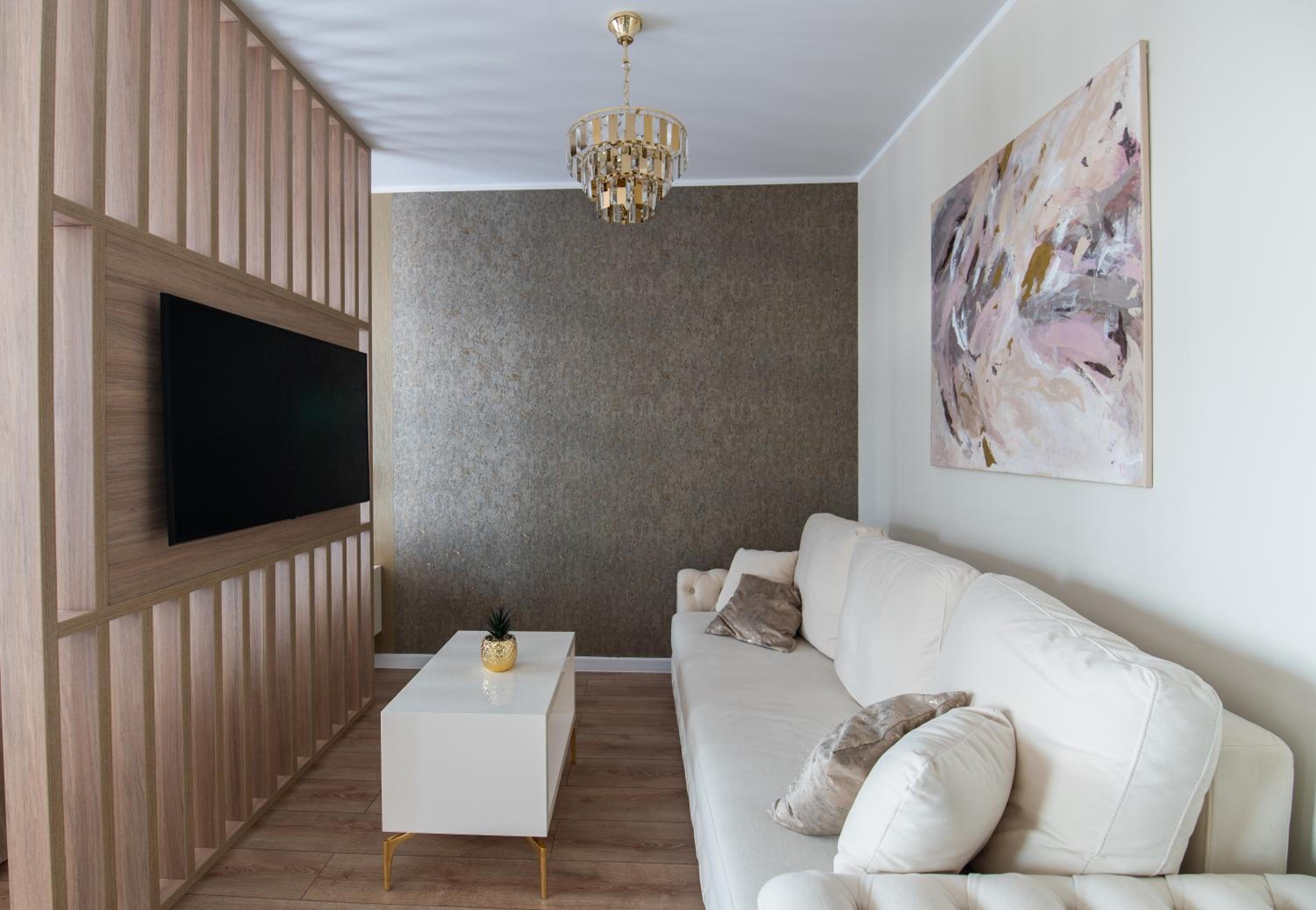 Uranus Luxury Studio Apartment