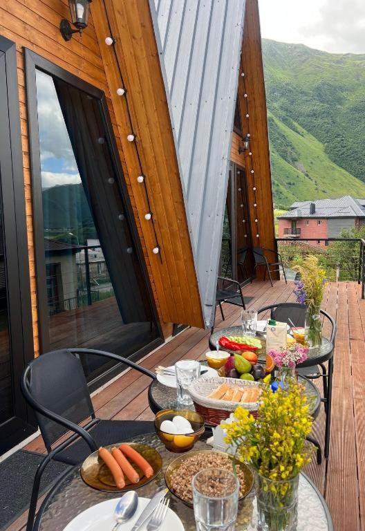 Pyramid Home Kazbegi
