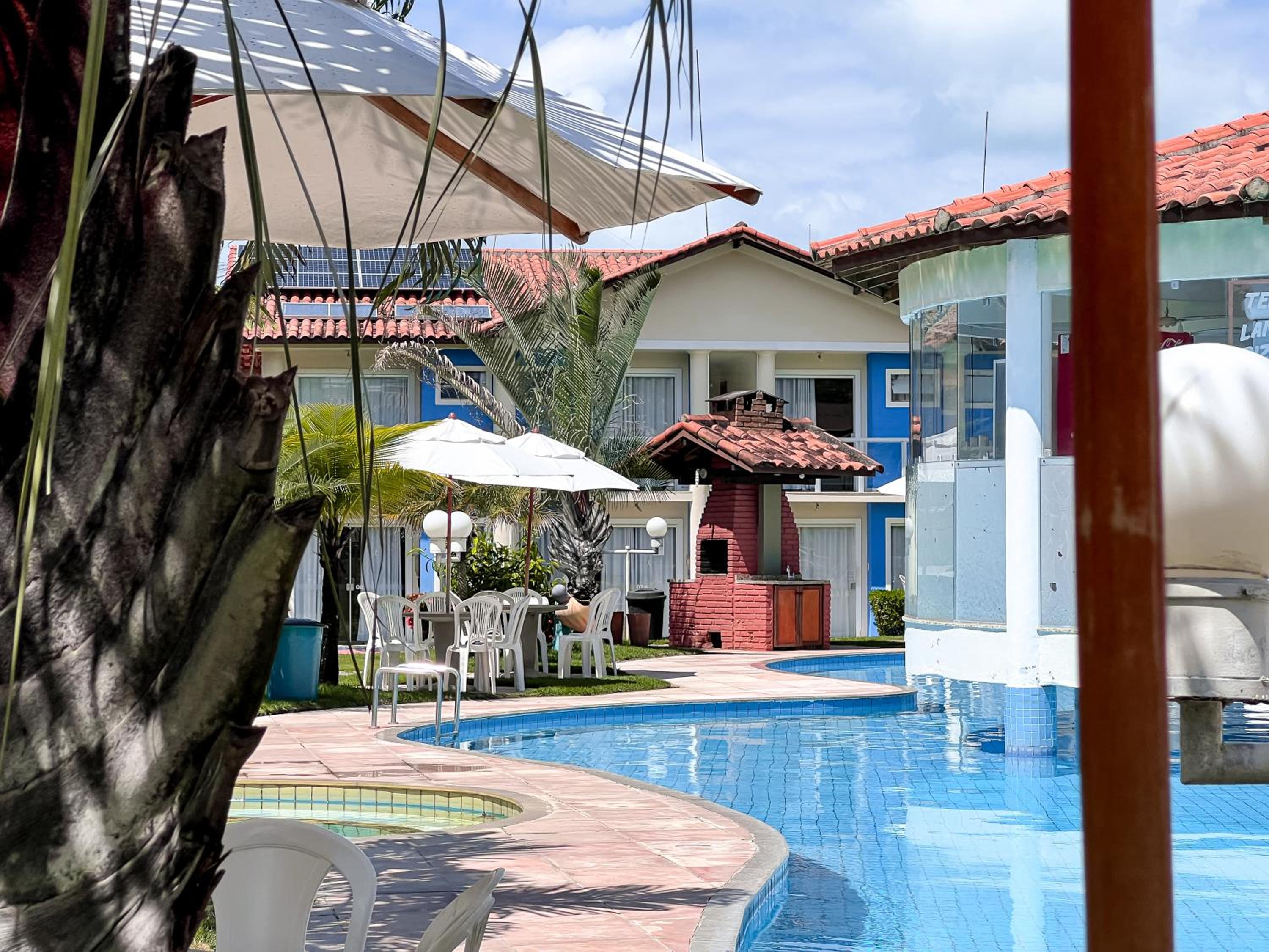 Casa com lazer completo perto da praia Taperapuan