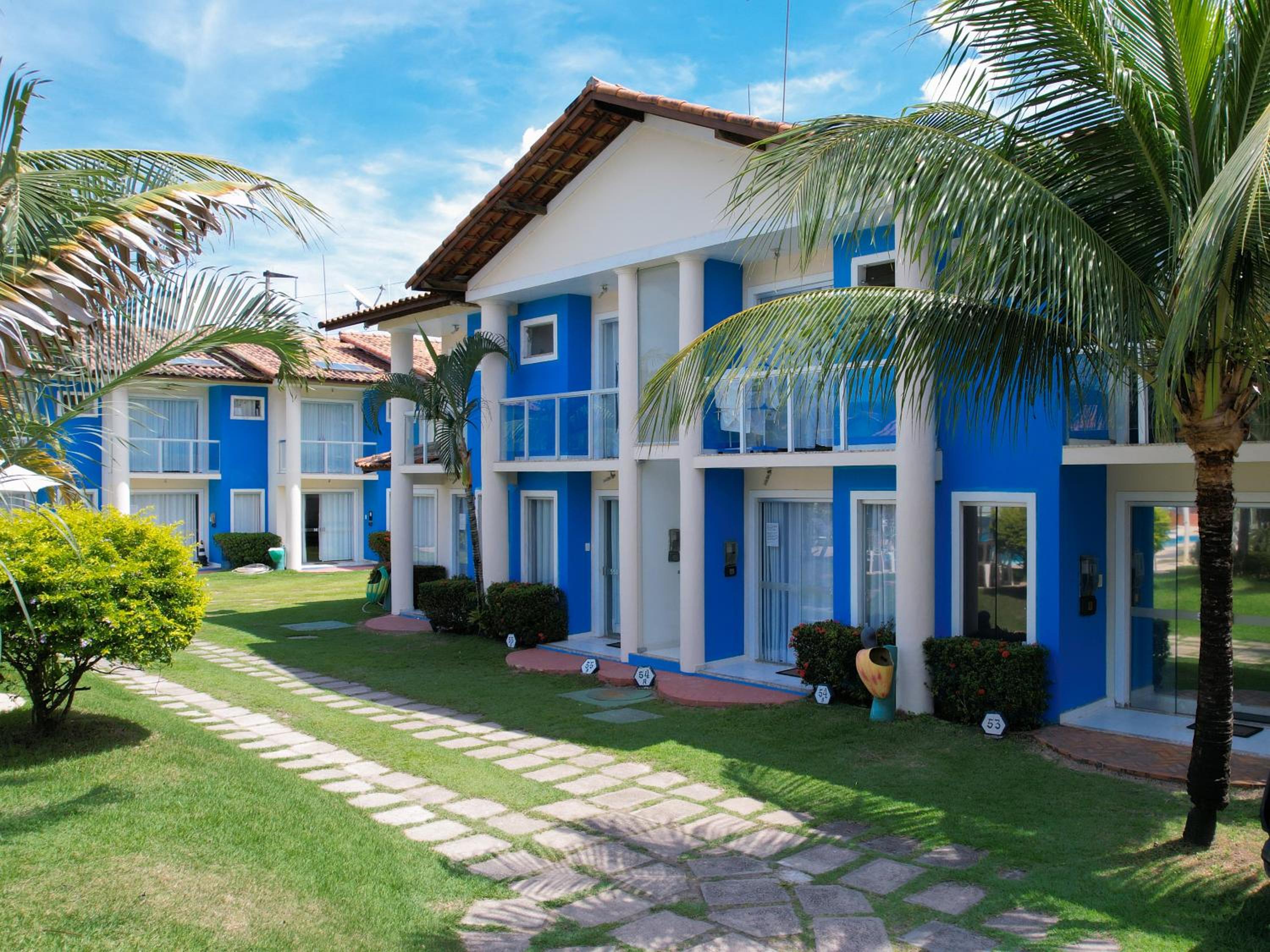 Casa com lazer completo perto da praia Taperapuan