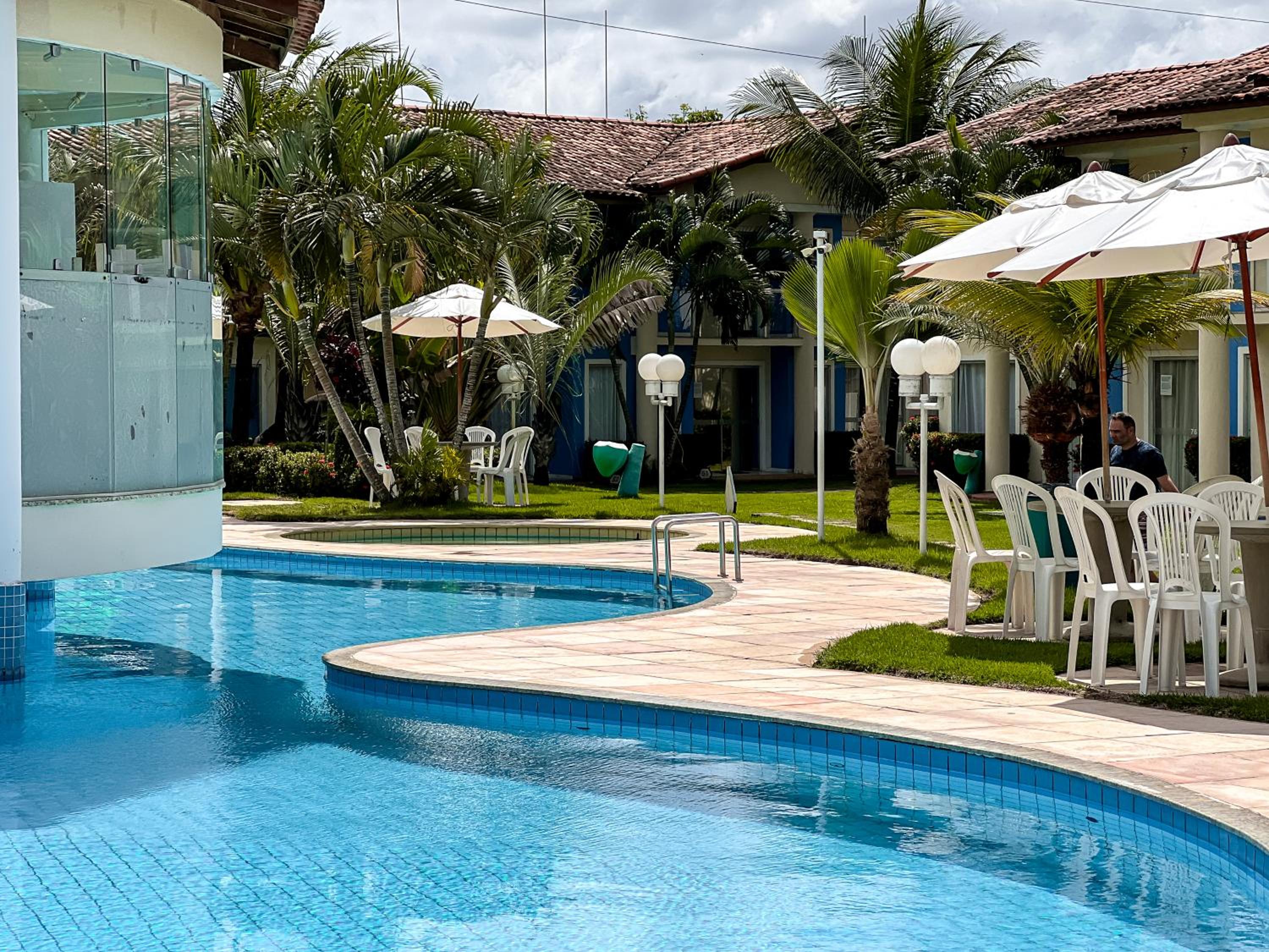 Casa com lazer completo perto da praia Taperapuan