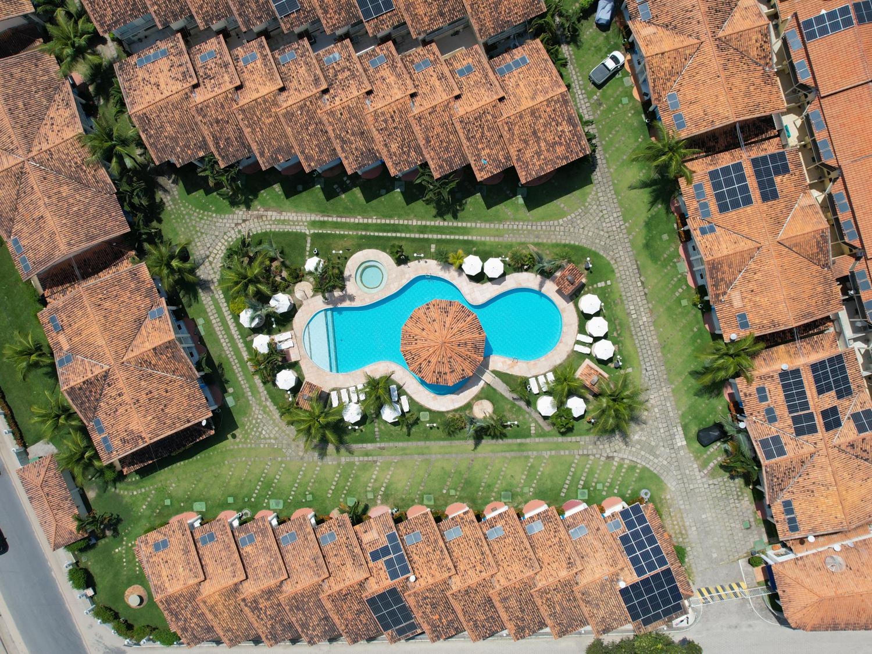 Casa com lazer completo perto da praia Taperapuan