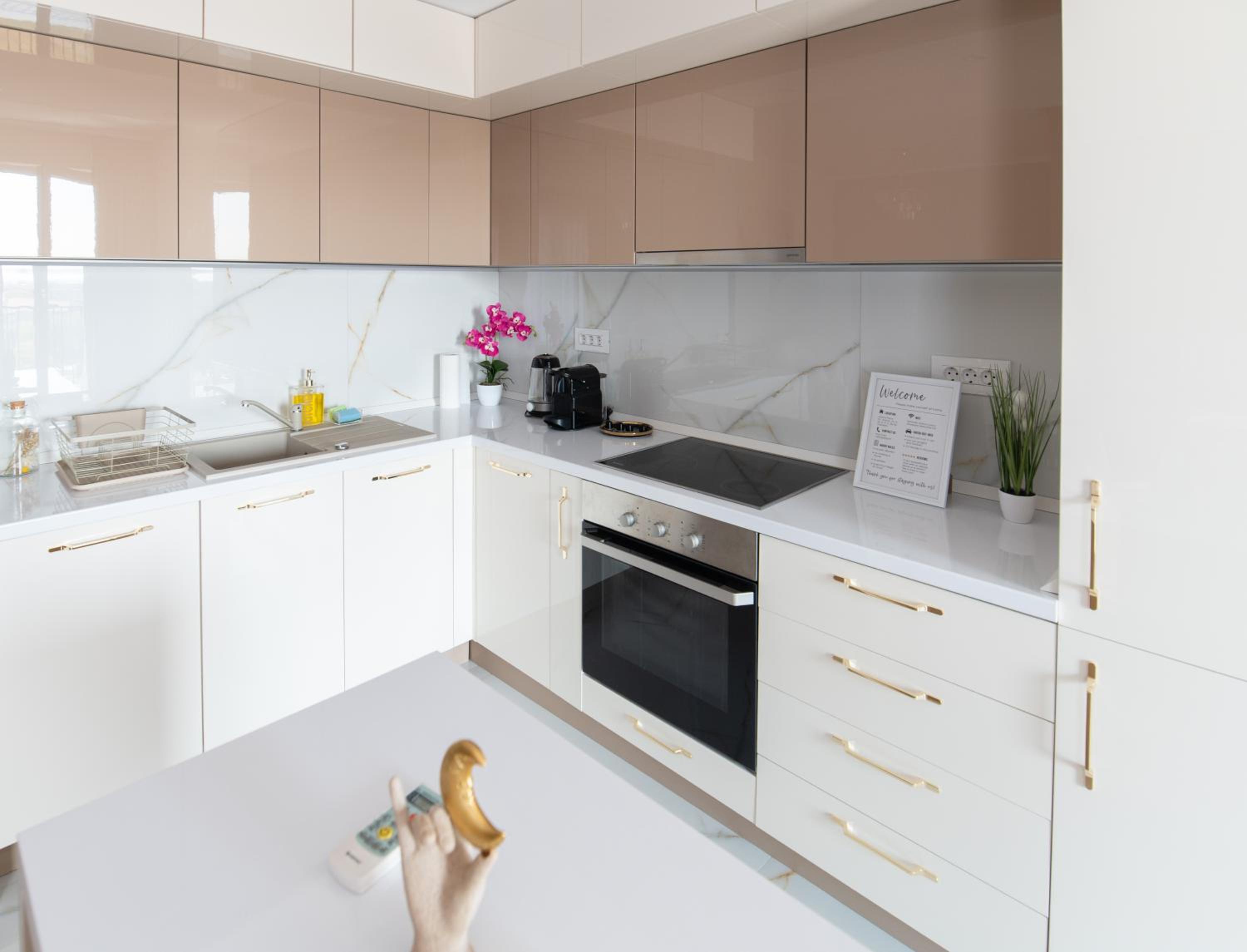 Uranus Luxury Studio Apartment