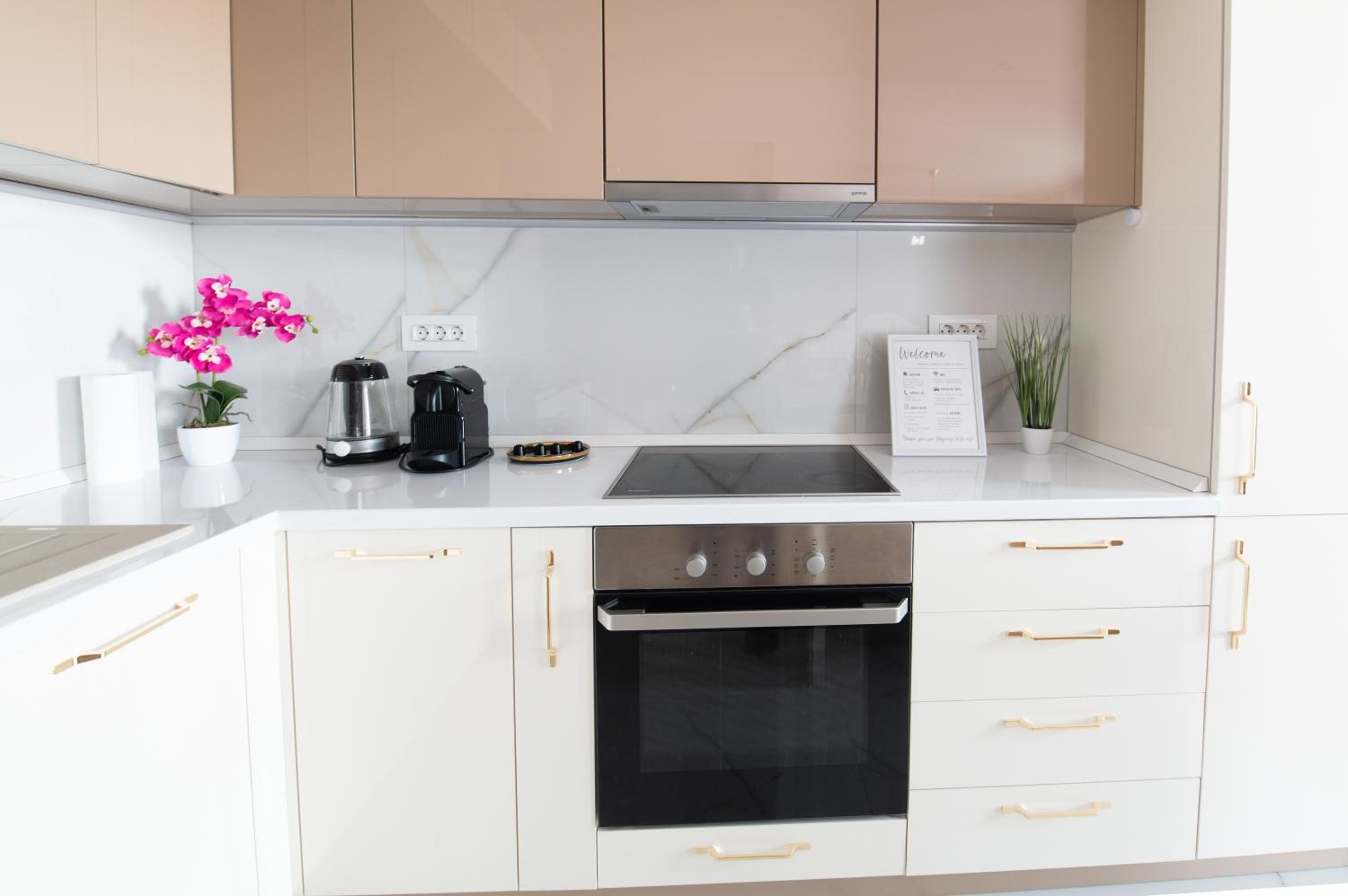 Uranus Luxury Studio Apartment