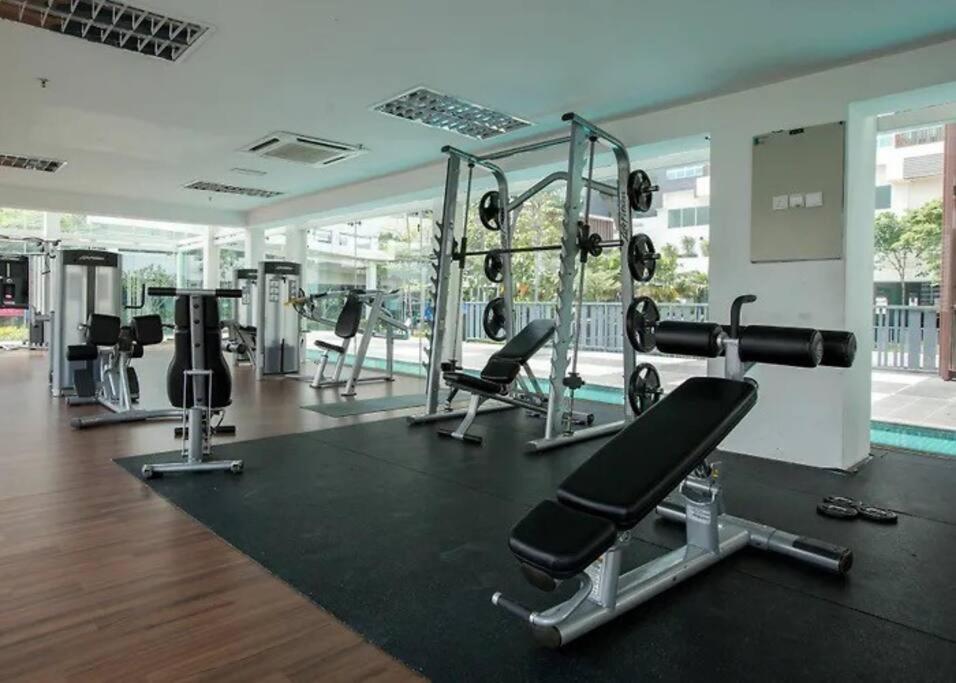 Cozy studio family lake view SETAPAK CENTRAL MALL