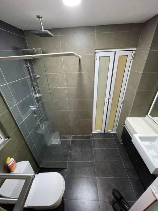Cozy studio family lake view SETAPAK CENTRAL MALL