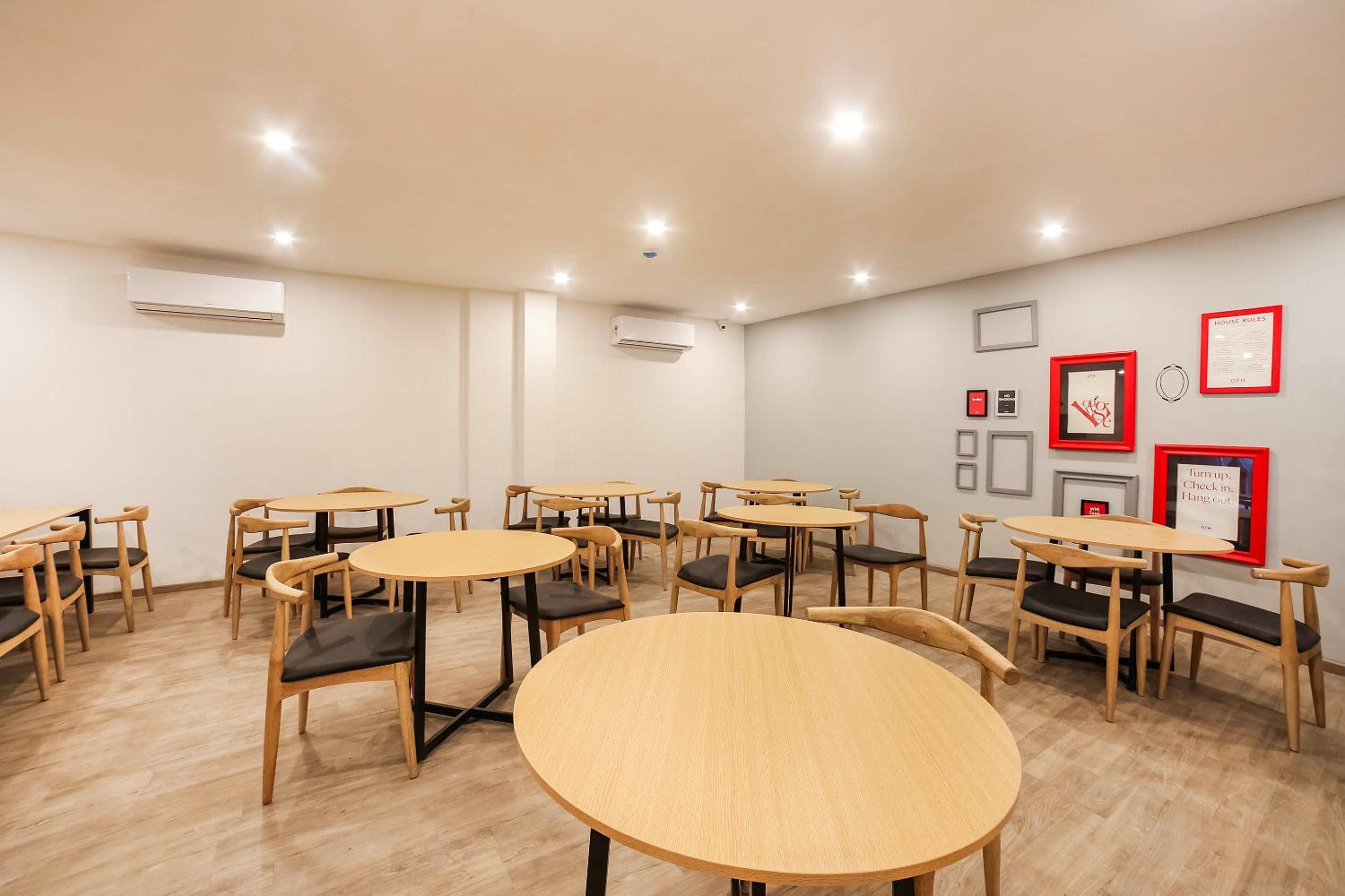 Gurgaon Vacations - Super Townhouse Sector 46 Gurgaon Near Appu Ghar - Property Image 1