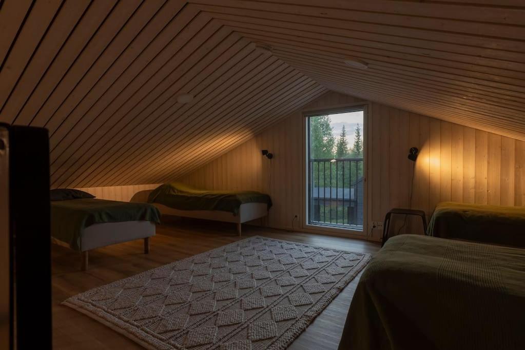 Exclusive Nordic Cabin Resort - 5 New Cottages on One Private Propert - Sleeps 40
