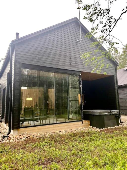 Exclusive Nordic Cabin Resort - 5 New Cottages on One Private Propert - Sleeps 40