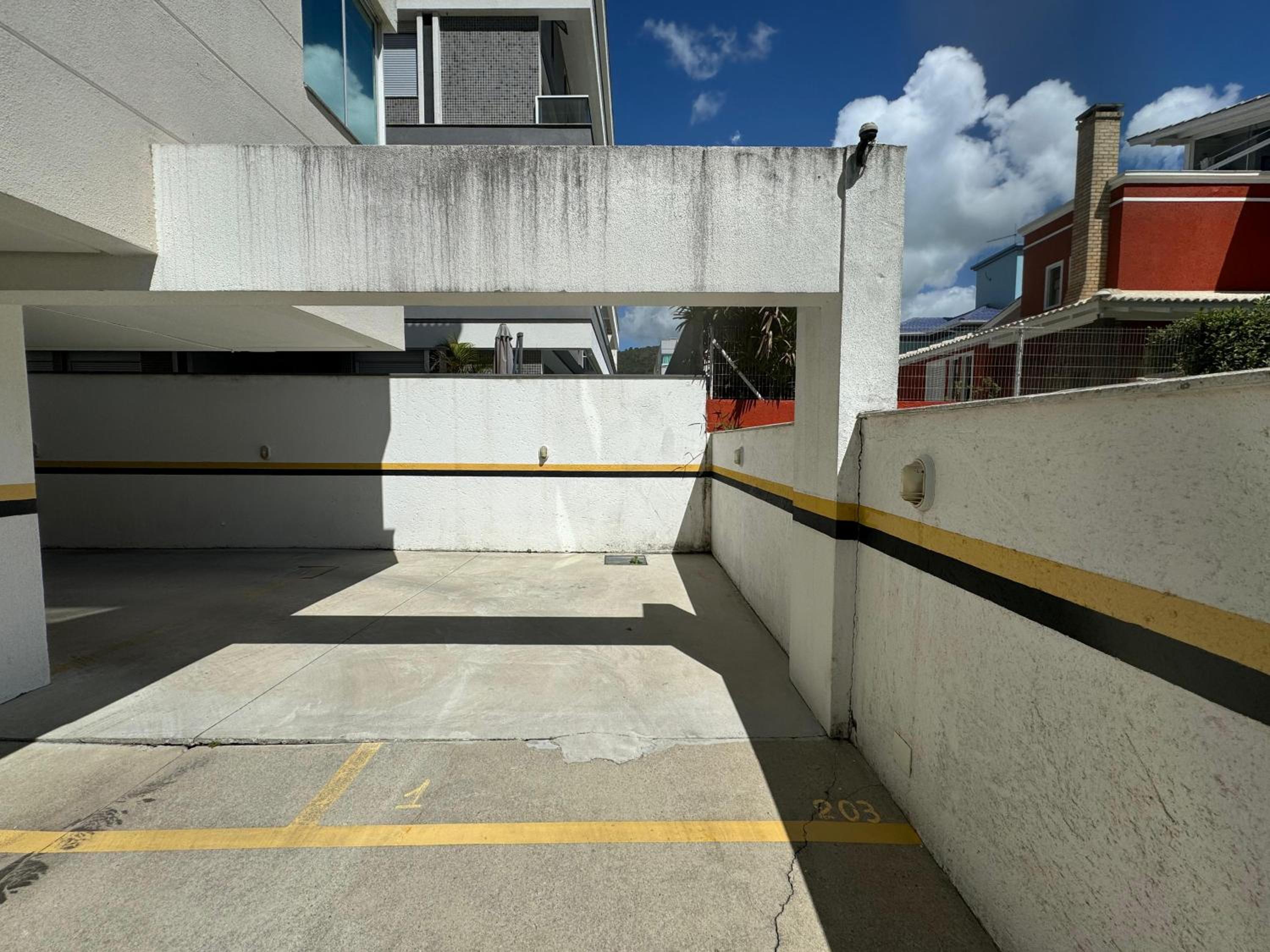 Cód 60 - Apartamento á 250 m do mar
