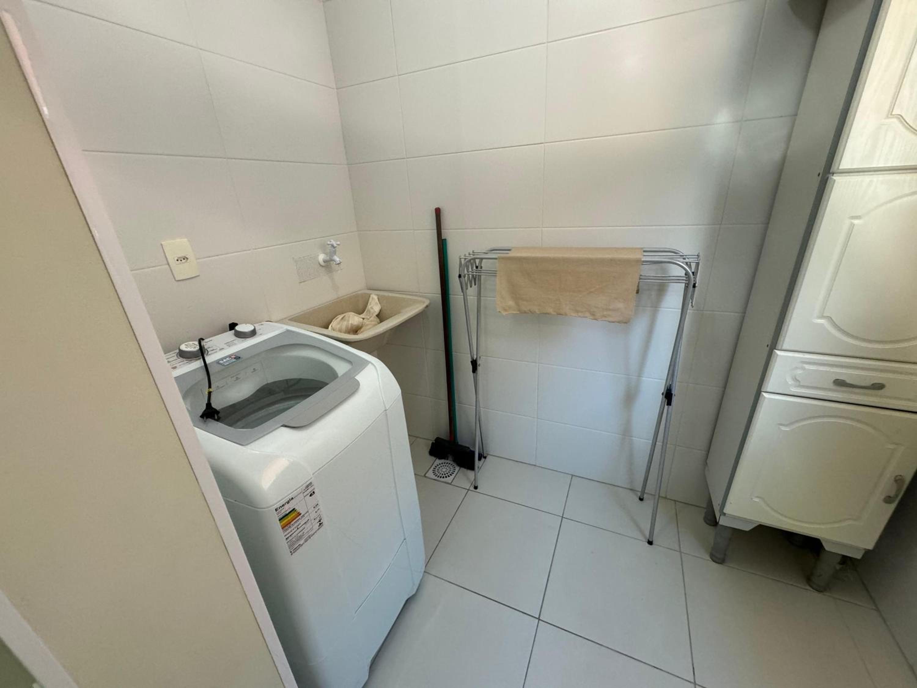 Cód 60 - Apartamento á 250 m do mar
