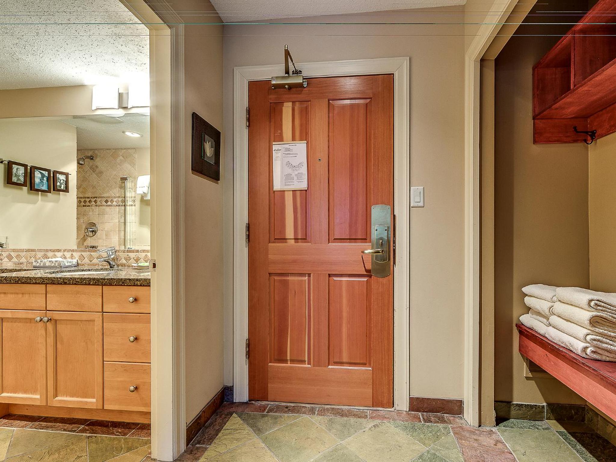 Greystone Lodge 408 Luxury