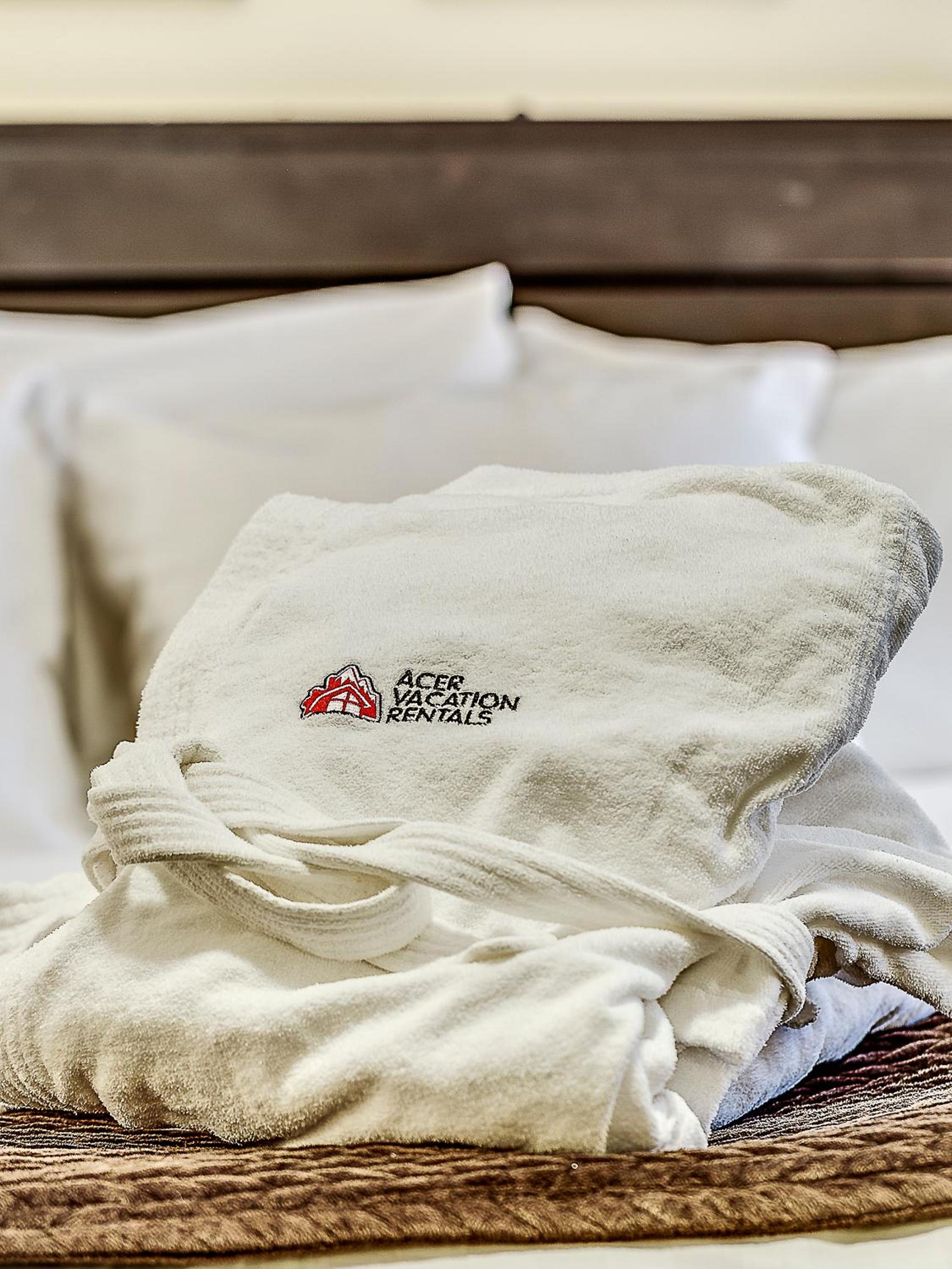 Greystone Lodge 408 Luxury