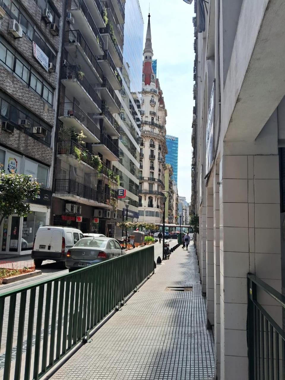 Torre Esmeralda 740
