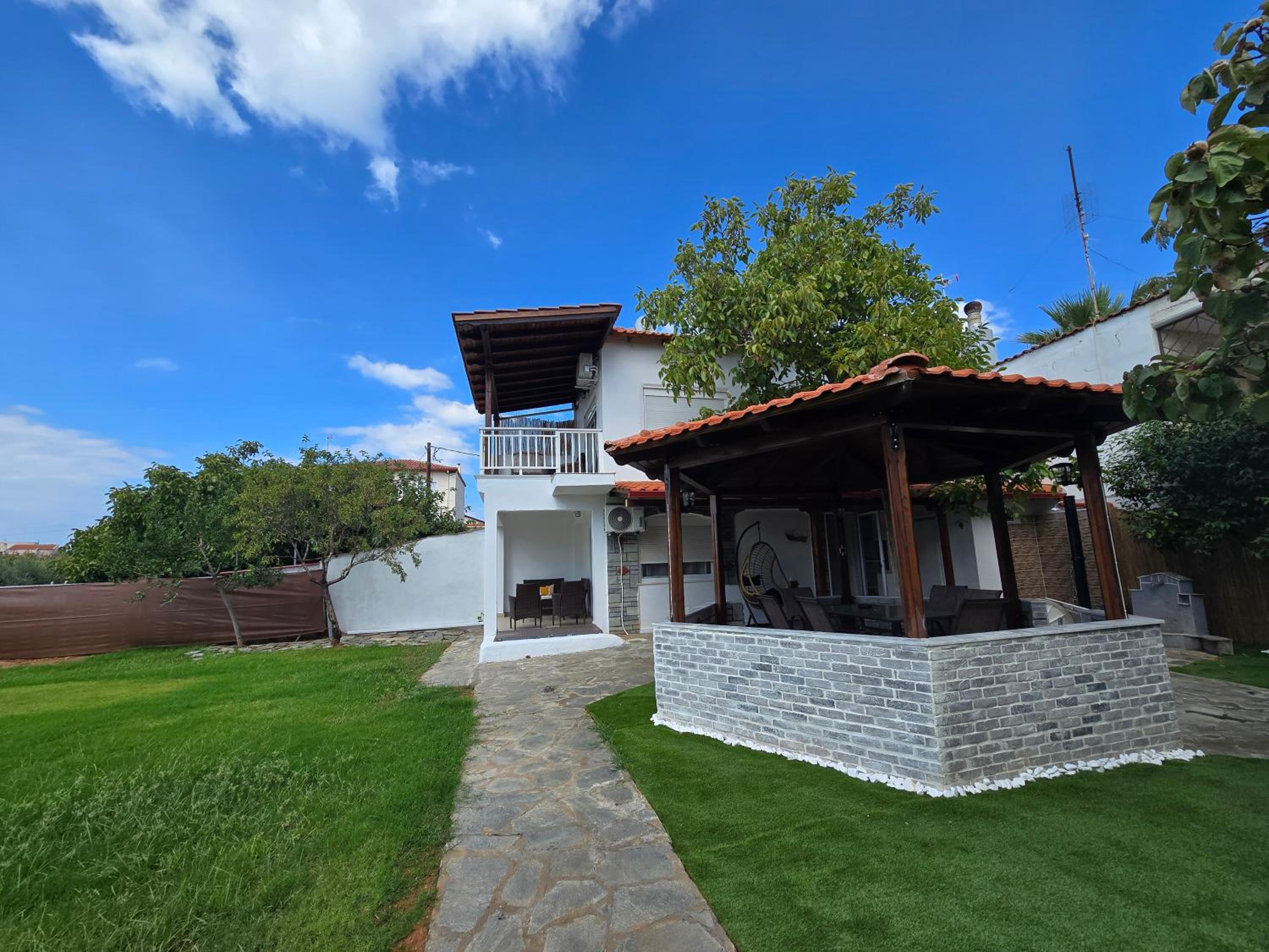 La Casa Pacifica view 3