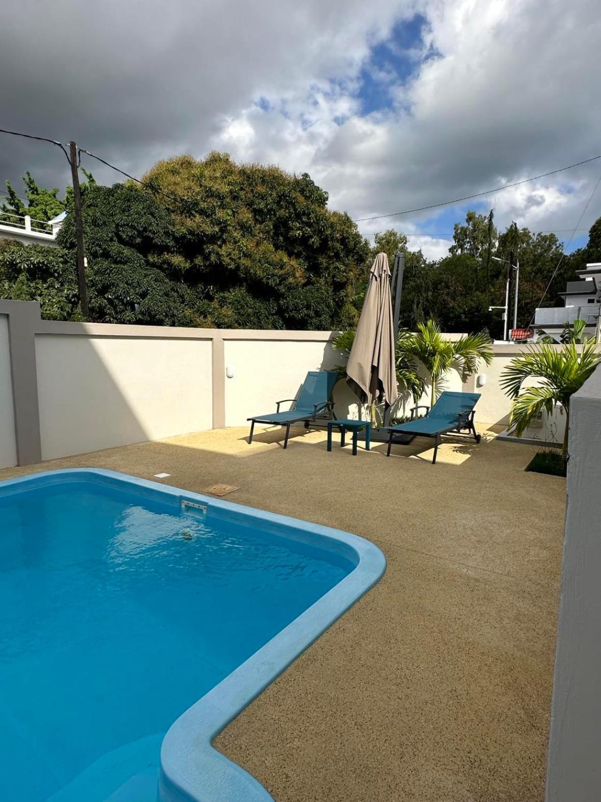 SeaSand-Entire Luxury 3 BD condo - Close to beach view 3