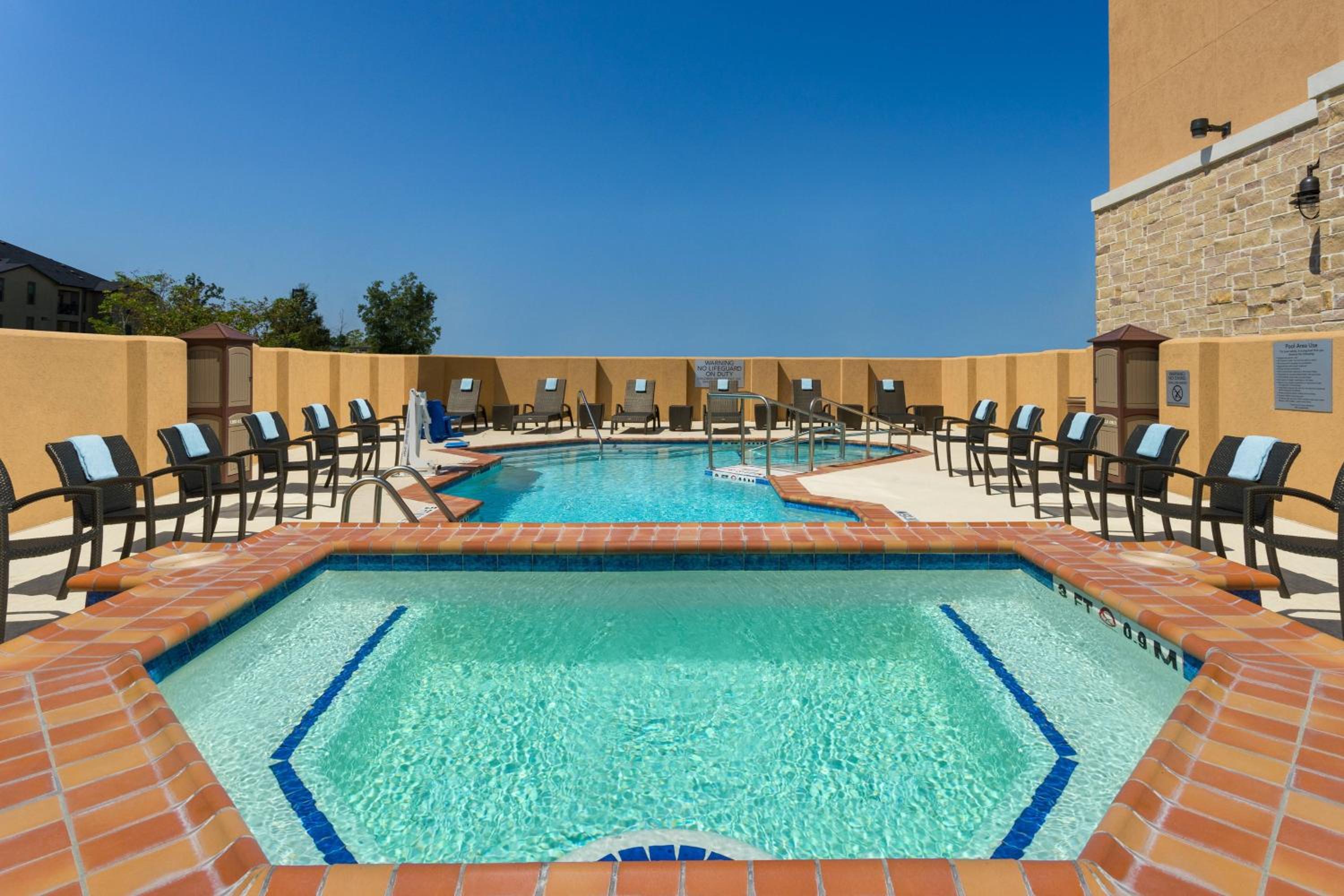 Courtyard By Marriott Houston Kingwood - Property Image 8