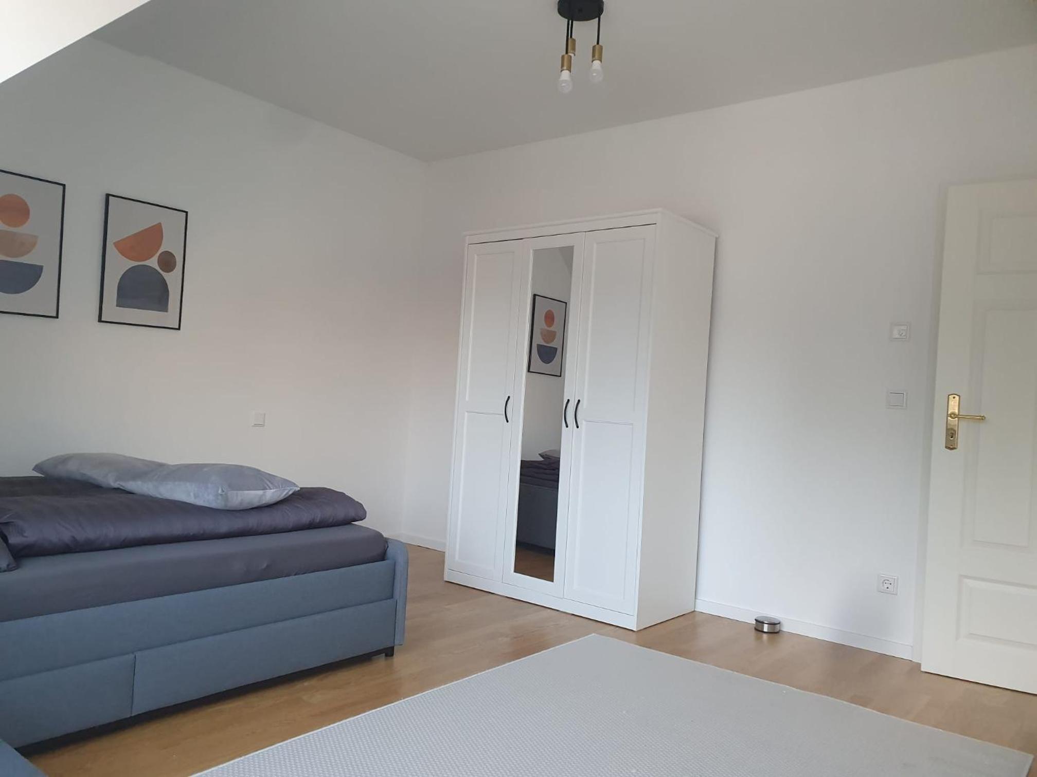 Exklusive Neubau Dachterrassenwohnung mit Wohnungslift in Vierfamilienvilla