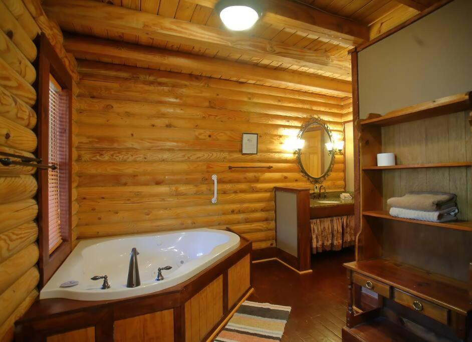 Laurelwood Lodge at Lake Lure, NC - Sleeps 12 view 2