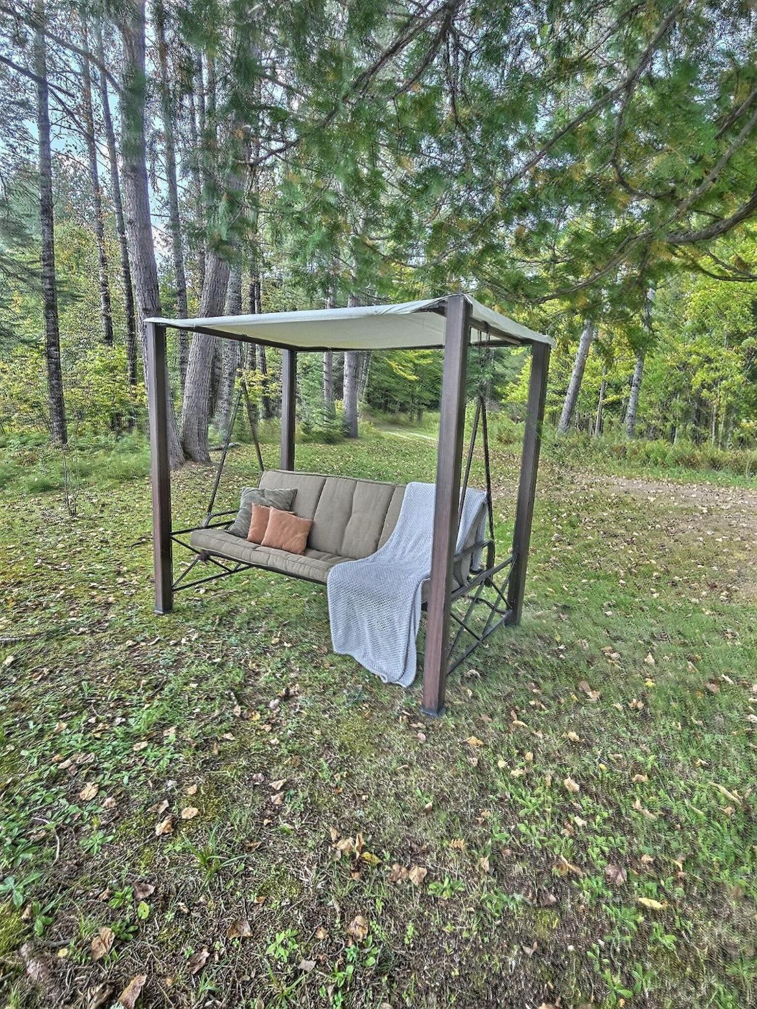 The Laurentides PrivateLog and Spa Escape