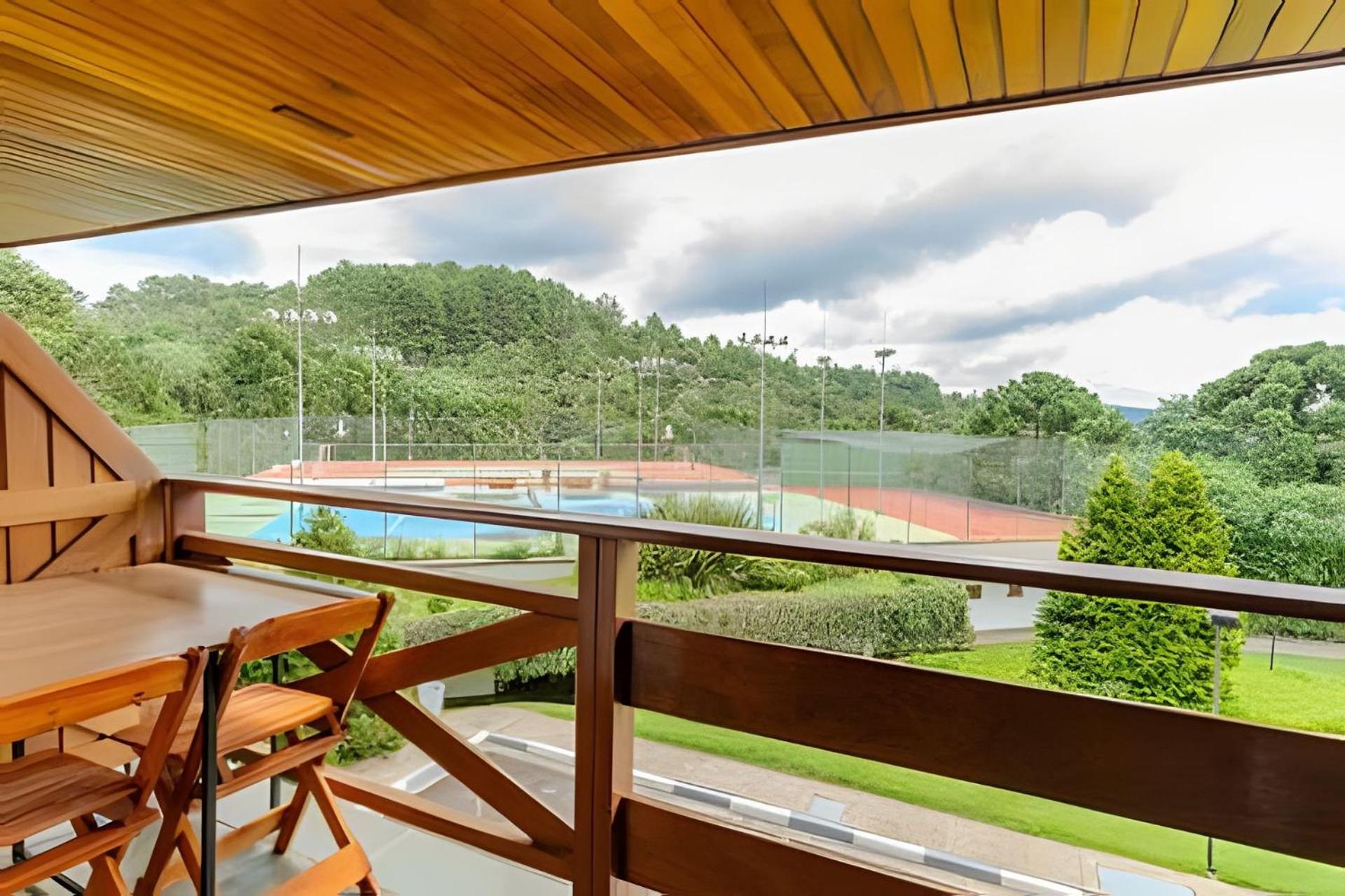 mineir.INN | Piscina Aquecida e Lareira na Serra