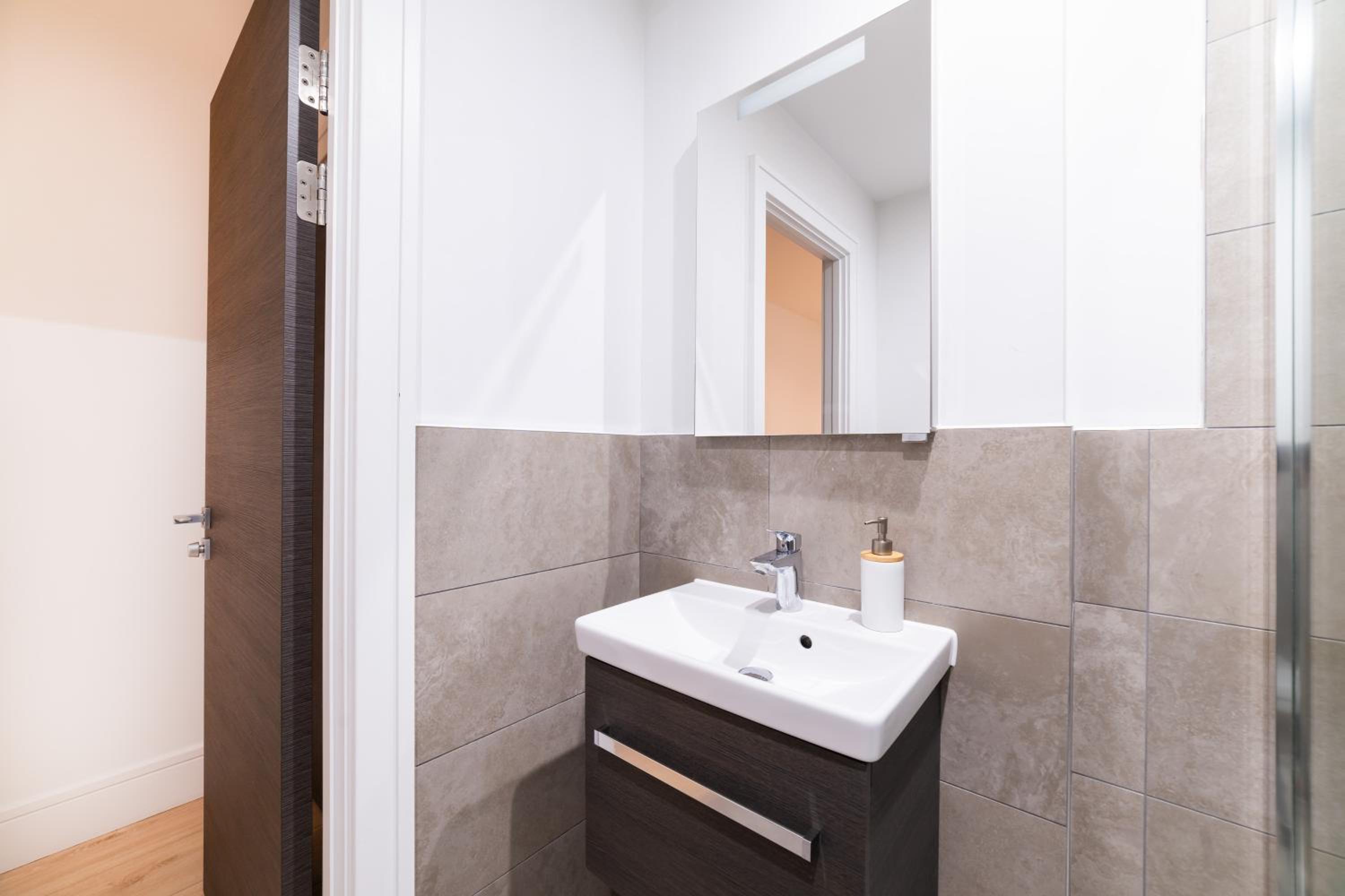 Stylish Retreats on Olympic Way