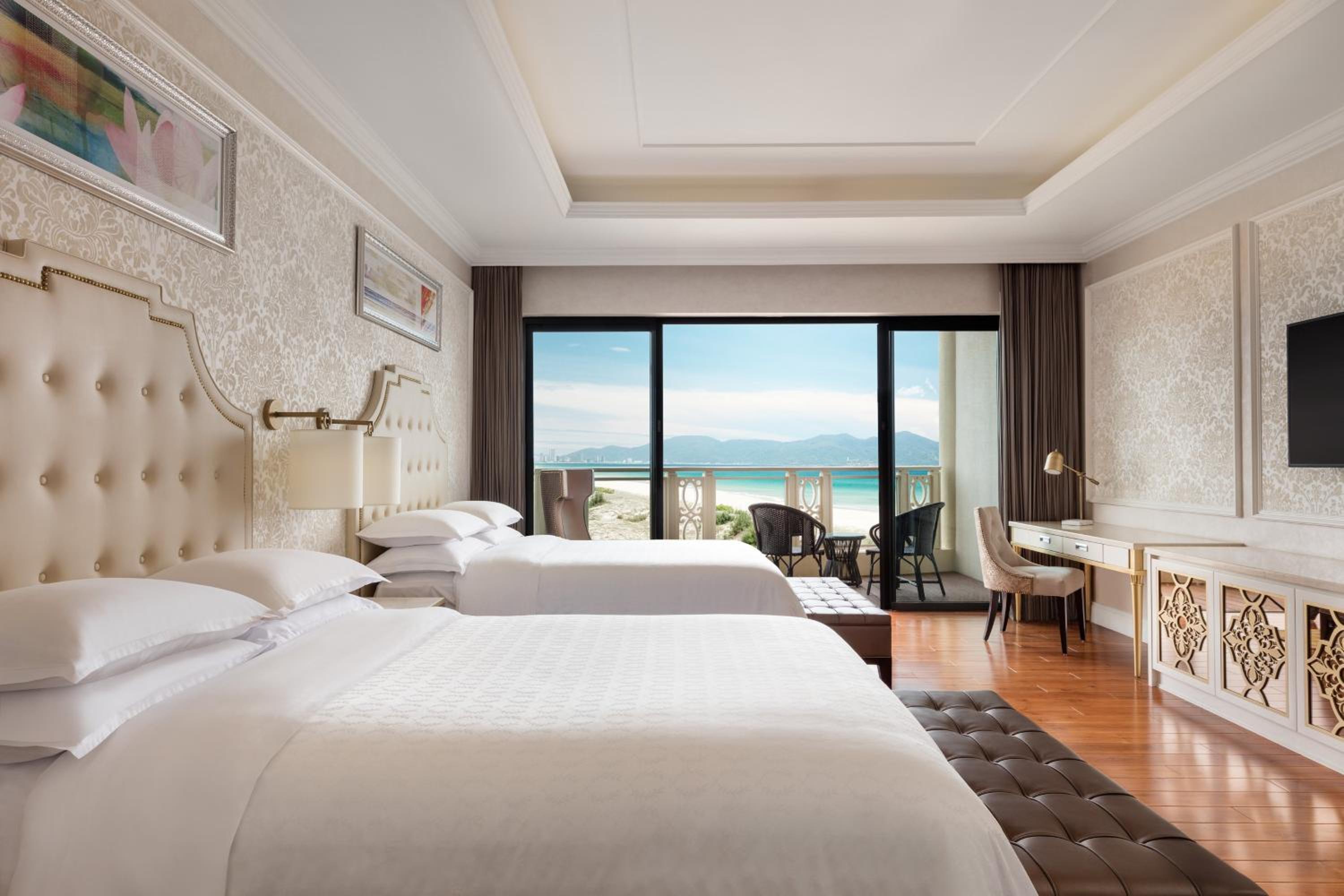 Sheraton Grand Danang Beach Resort & Spa
