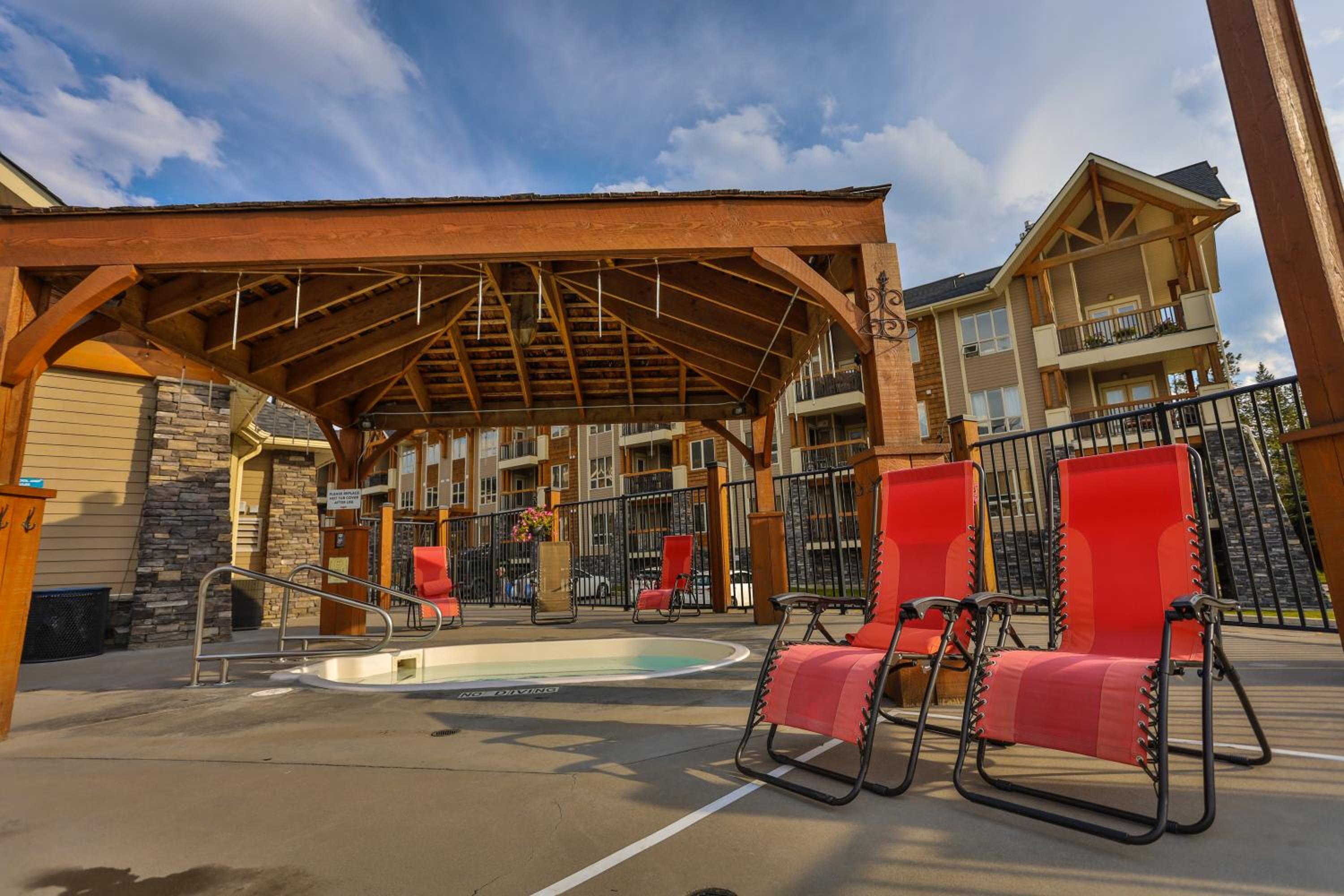 Sable Ridge Condos by StayIn