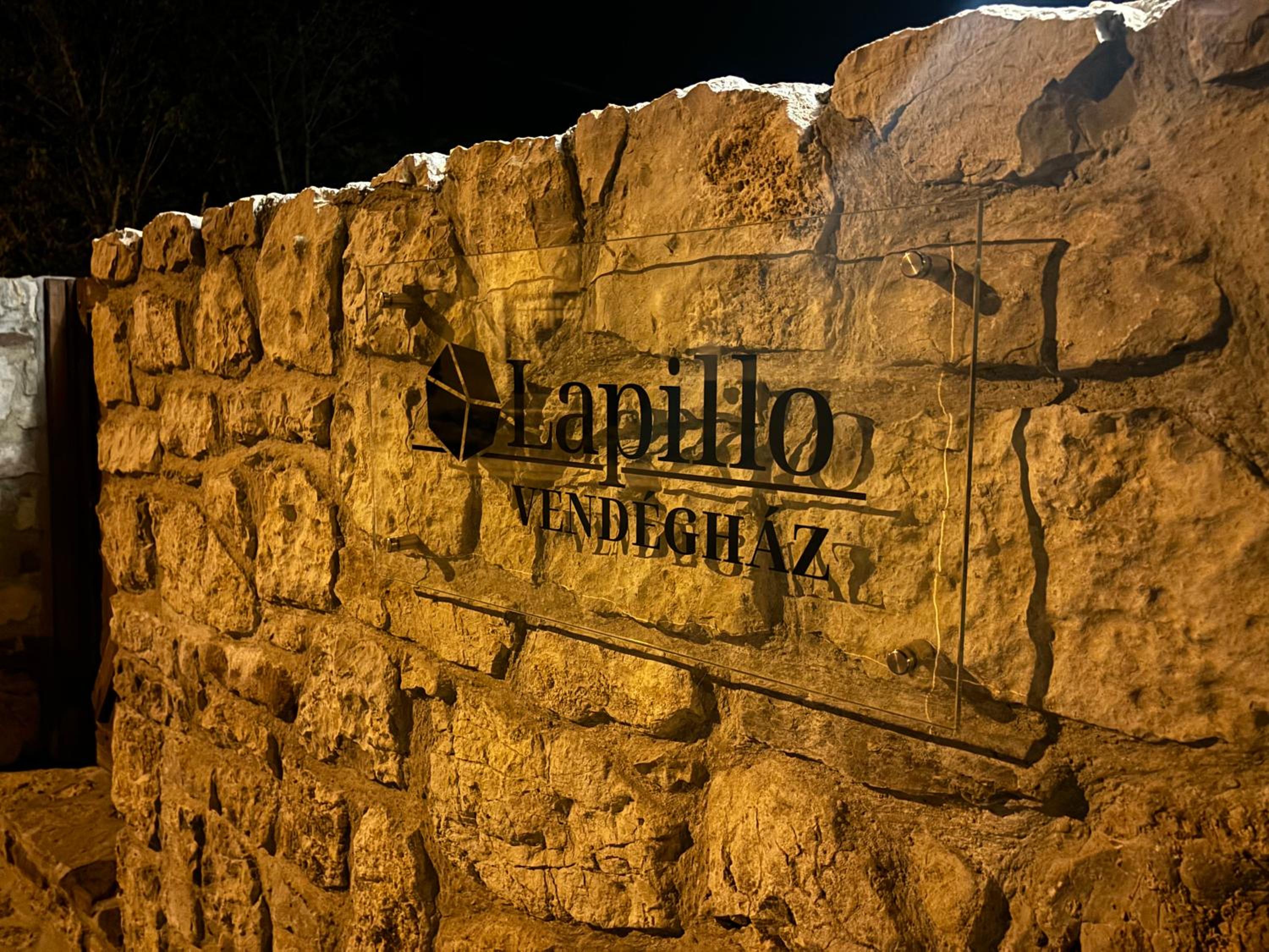 Lapillo Vendégház