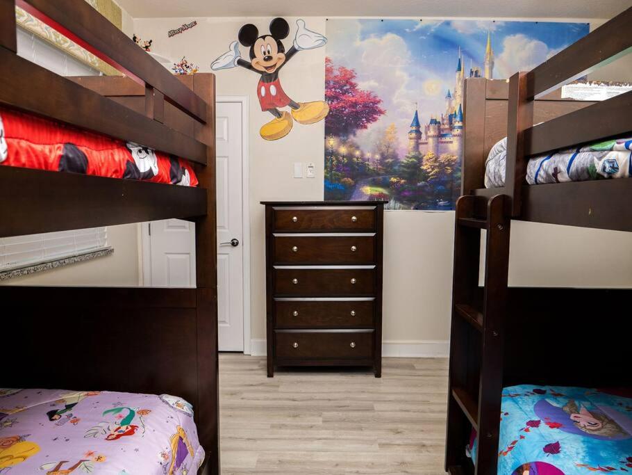 Clermont Family Townhouse Pool & Arcade near Disney