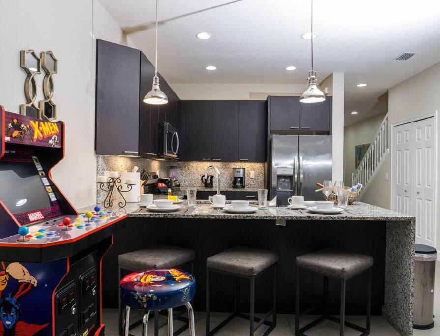 Clermont Family Townhouse Pool & Arcade near Disney