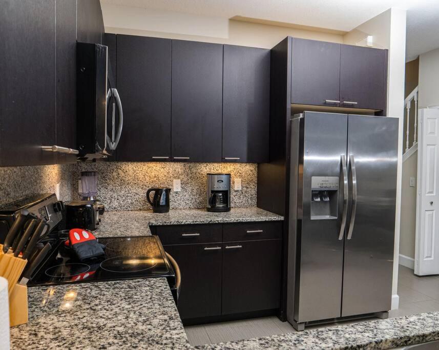 Clermont Family Townhouse Pool & Arcade near Disney
