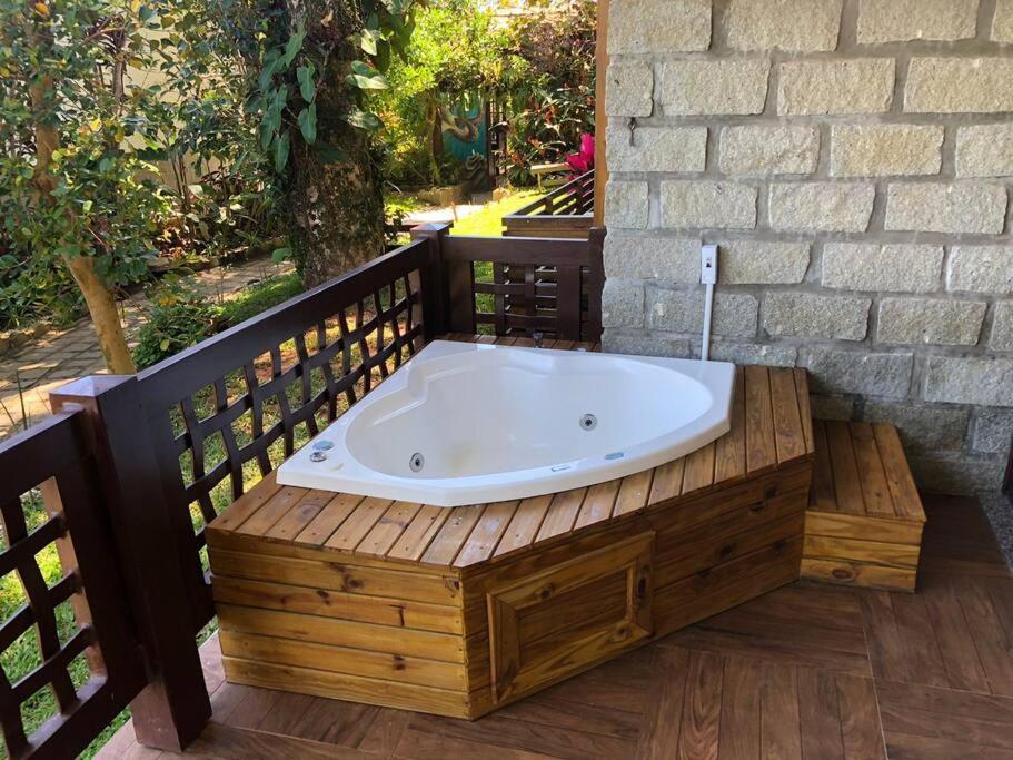 Apto 2 - com Jacuzzi e Vista Mar - Morada do Ganso Bombinhas