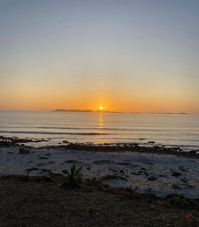 Frente al Mar - Punta de Choros Casa La Changa