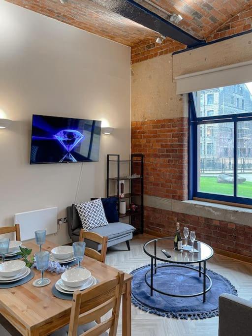 Sensational Saltaire Stay