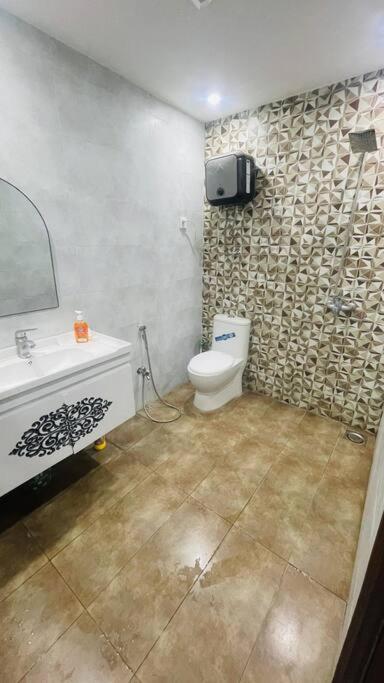 Luxury Private Apartment in Bahria town view 2