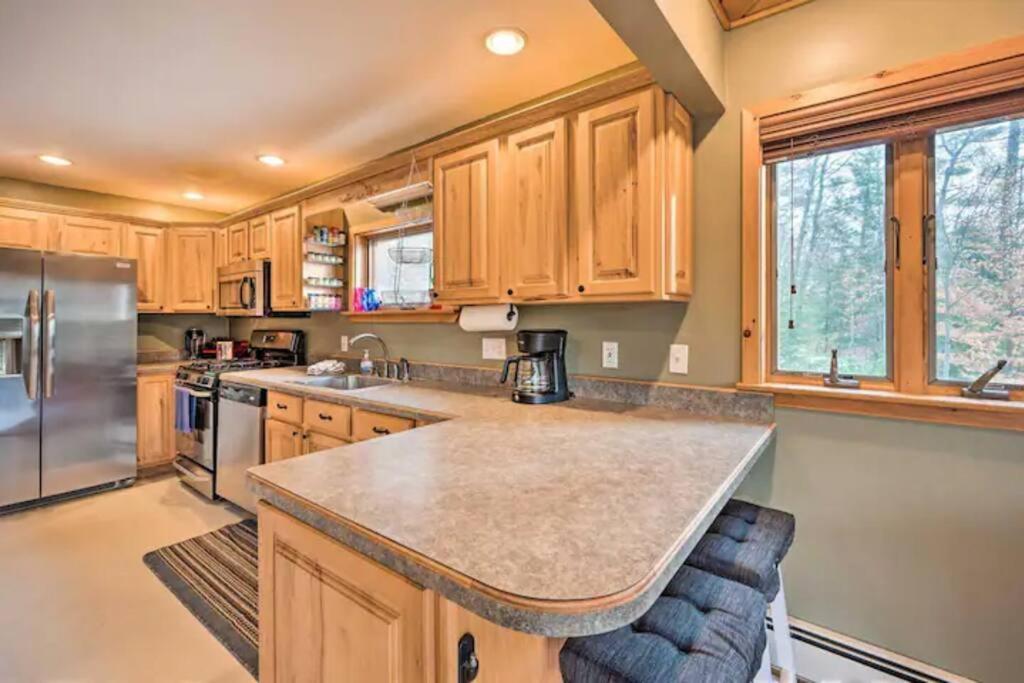 NEW! White Mountains View Escape